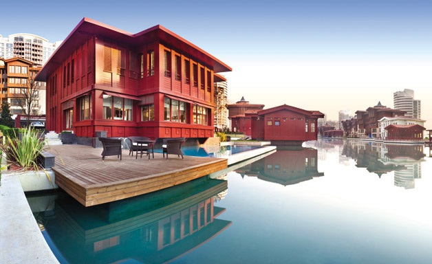 Yali Concept Istanbul Villa - waterside location