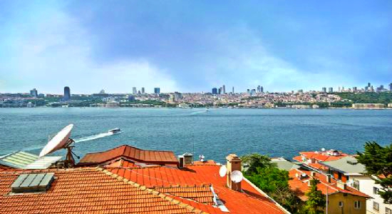 Sea-view Istanbul Apartment - Views over the sea