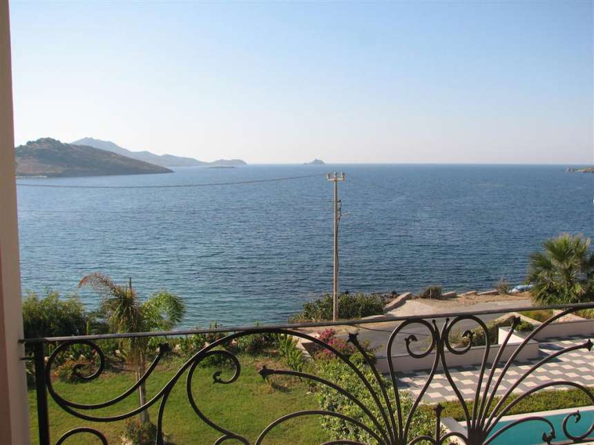 Seafront Gokcebel Apartments - Bodrum - Stunning unspoilt views