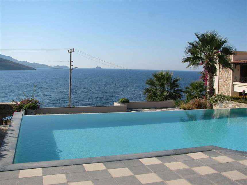 	 Seafront Gokcebel Apartments - Bodrum - Stunning unspoilt views and pool