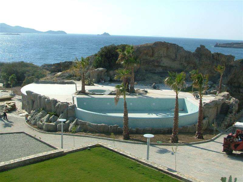 Luxury Bodrum Seafront Apartment - Gokcebel - Sea views and communal pool