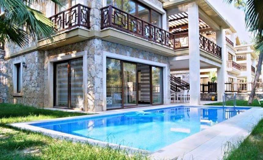 Detached Gocek Villa - Sea View - Exterior and pool