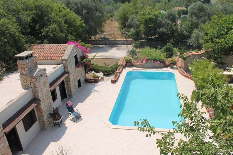 Exclusive Yalikavak mansion with huge private plot