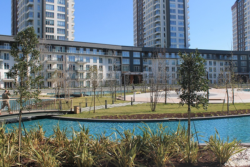 Turnkey Istanbul Apartments - Prime Location - Water features