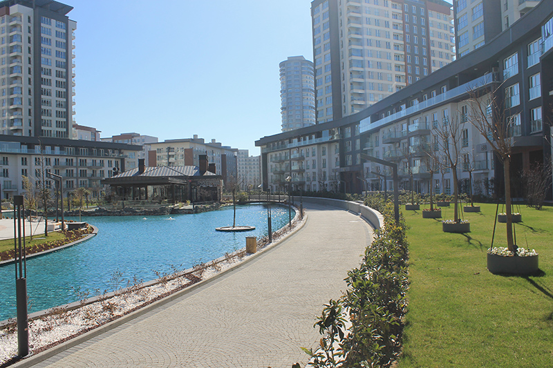 Turnkey Istanbul Apartments - Prime Location - Landscaped areas