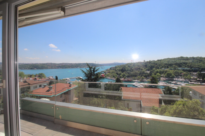 Bosphorus Apartment - Prestigious Istinye|Istanbul - View from the lounge