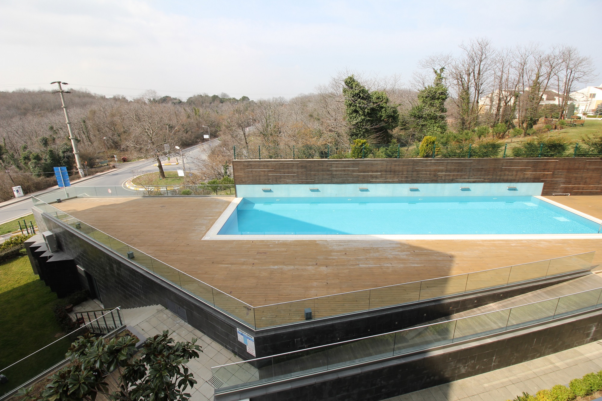 Distinguished Forest View Istanbul Apartment - Communal pool and nature views