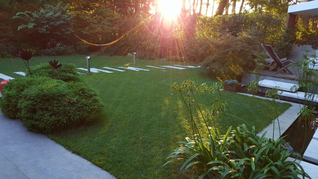 Luxury Villa In Istanbul - Levent - Landcaped garden