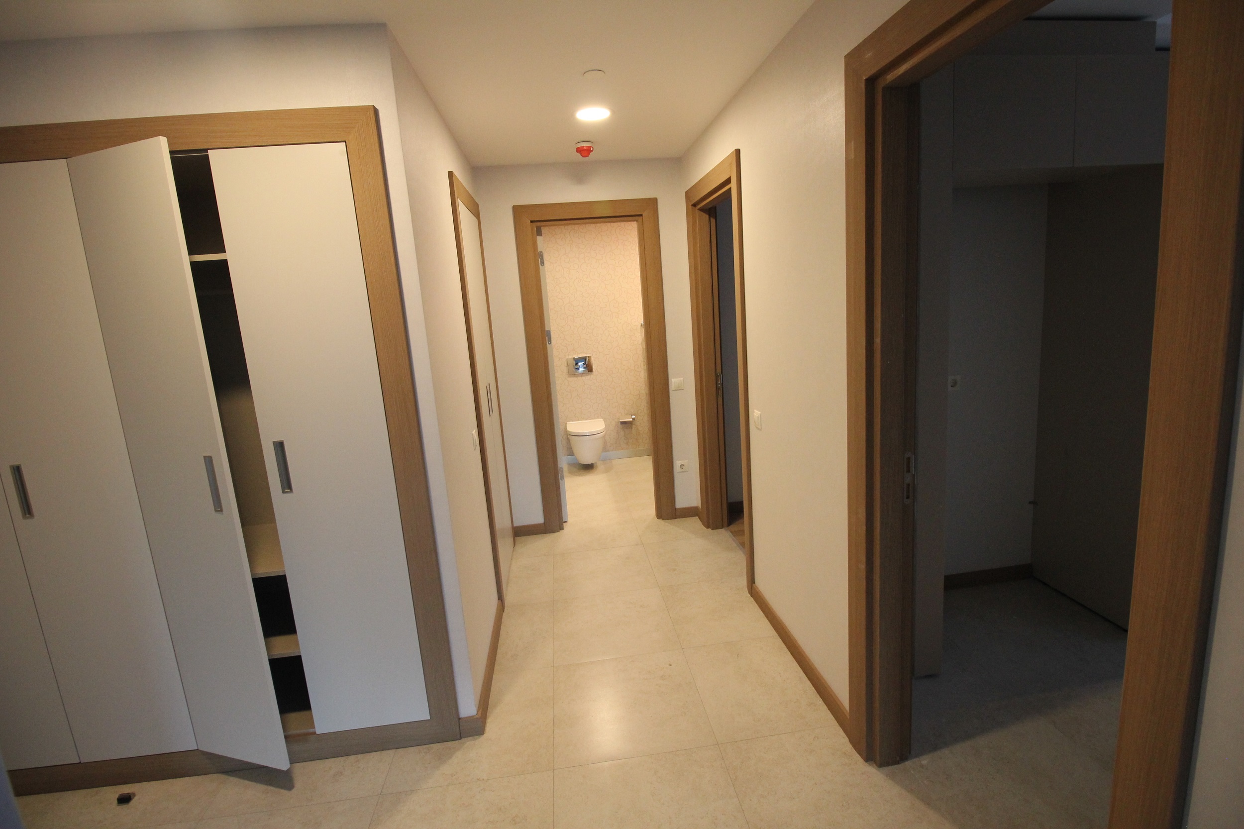 Desirable Istanbul Apartment - Prestigious Maslak- Reception hallway