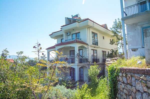 Beach Front Private Villa - Sovalye Island - Exterior