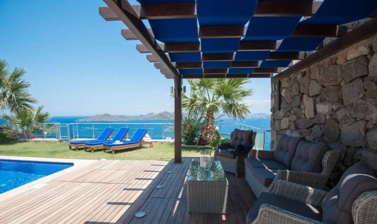 Partial Stone Bodrum Villa - Yalikavak - Sea view shaded terrace