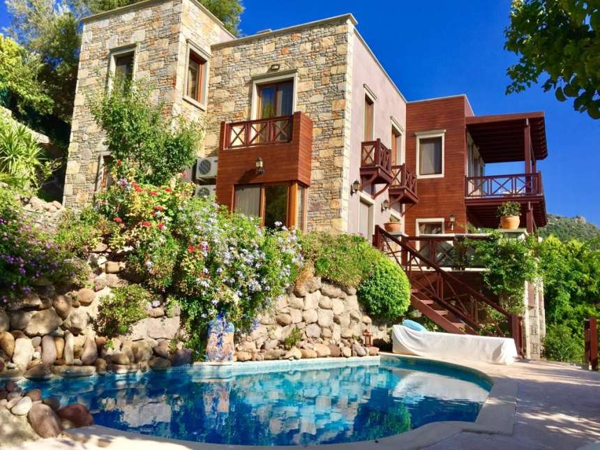 Grand Stone Villa In Bodrum For Sale - Stunning villa and exterior