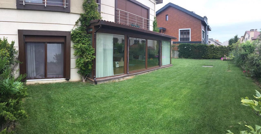 Nature View Zekeriyakoy Apartment - Istanbul -Private garden