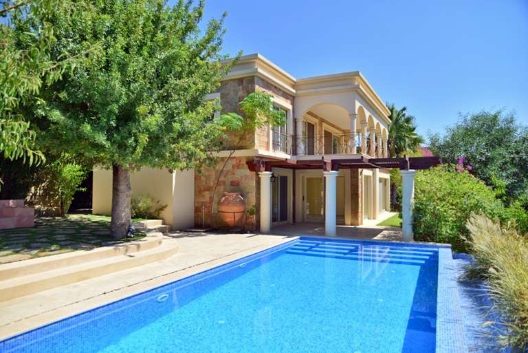 Sea & Marina View Yalikavak Villa - Walk-in swimming pool