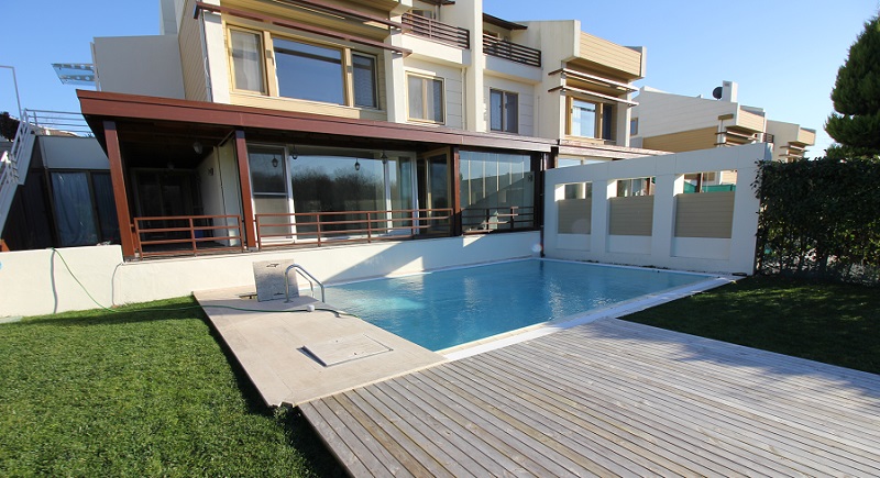 Istanbul Villa In A Prestigious Area - Private pool