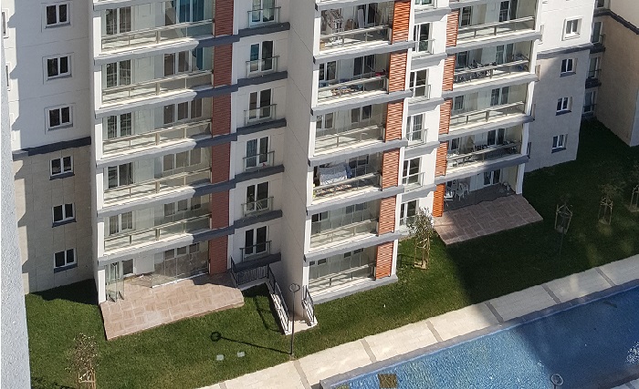 Istanbul Apartments With Nature Views - Glass panelled balconies