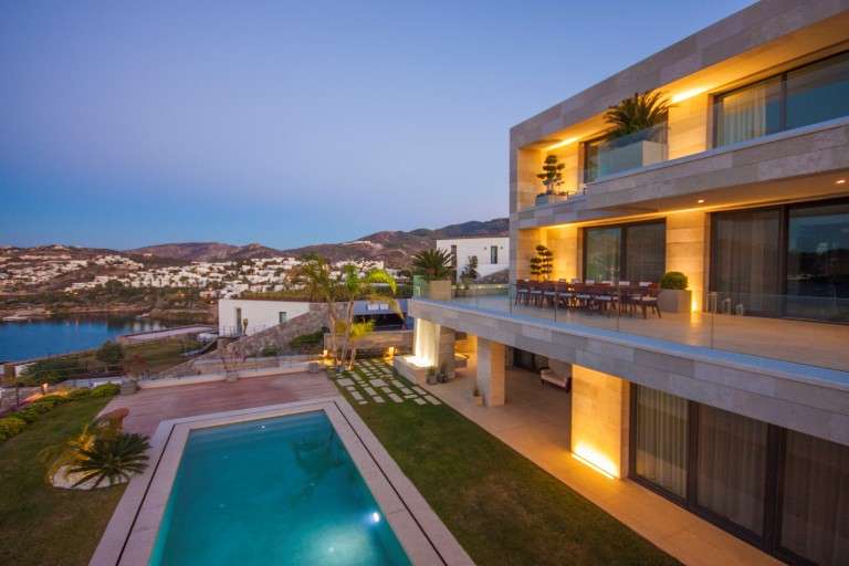 Panoramic Sea View Yalikavak Home - Walk-in infinity swimming pool