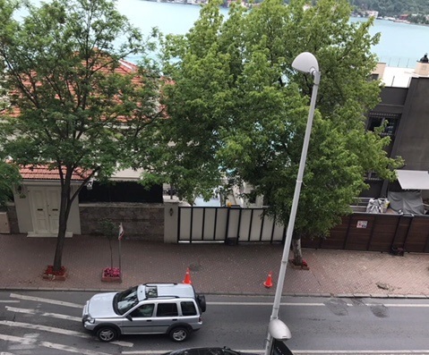 Bosphorus View Prestigious Istanbul Apartment - Located behind the Yali mansions