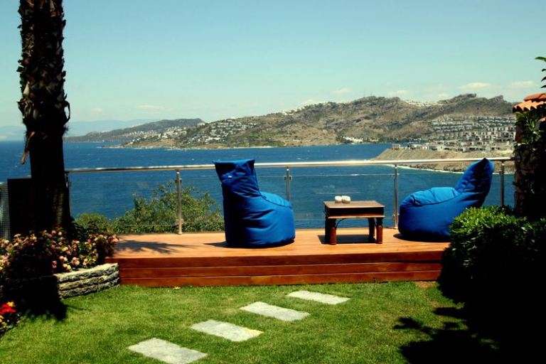 Panoramic Sea View Villa - Yalikavak - Lower garden decking