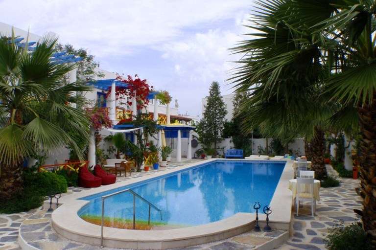 Central Bodrum Town Boutique Hotel - Courtyard and pool
