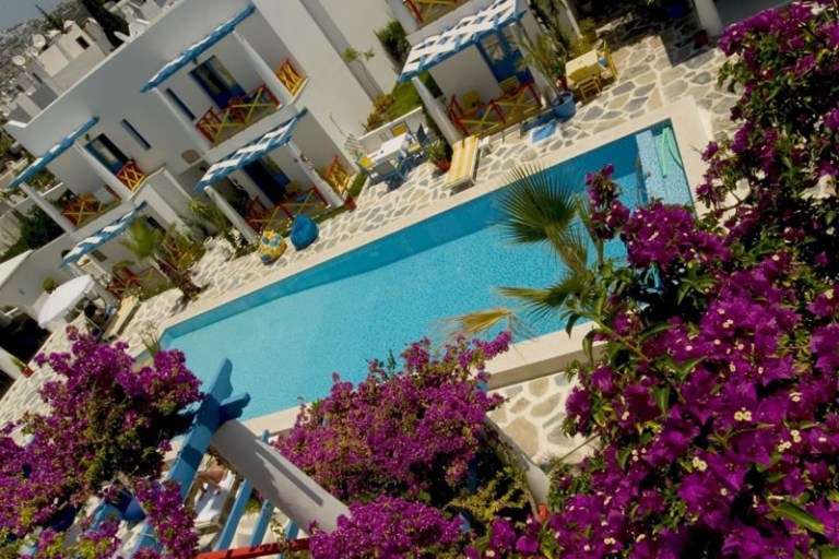 Central Bodrum Town Boutique Hotel - Pool area