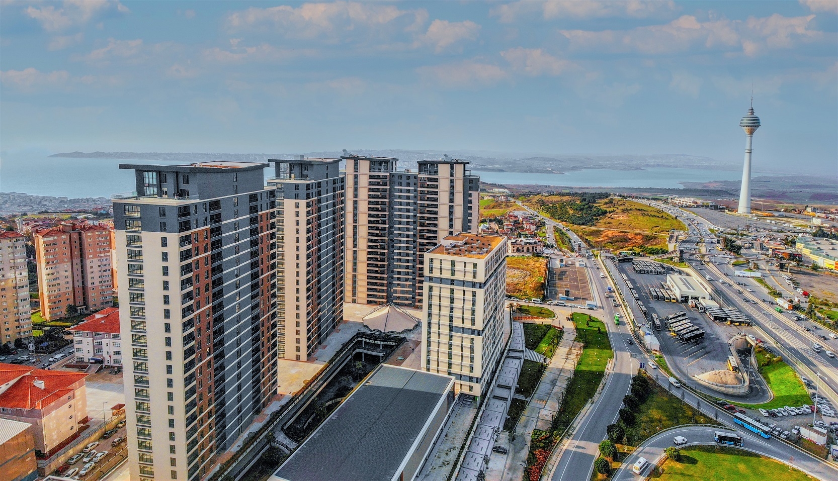 Istanbul Sea & Lake View Apartments -New modern complex