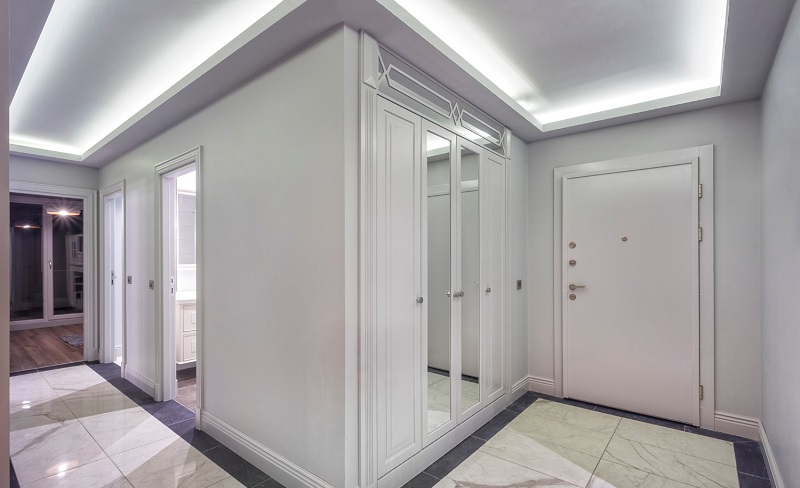 Turnkey Sea View Apartments - Istanbul - Steel entrance doors