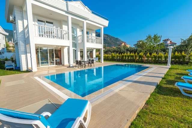 5-Bed Spa Villa - Ovacik, Fethiye - Large walk-in swimming pool