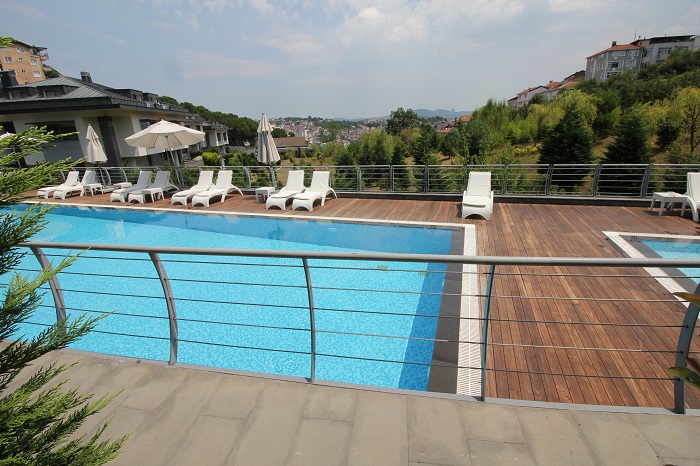 Luxury Garden Apartment - Istinye, Istanbul - Luxury swimming pool