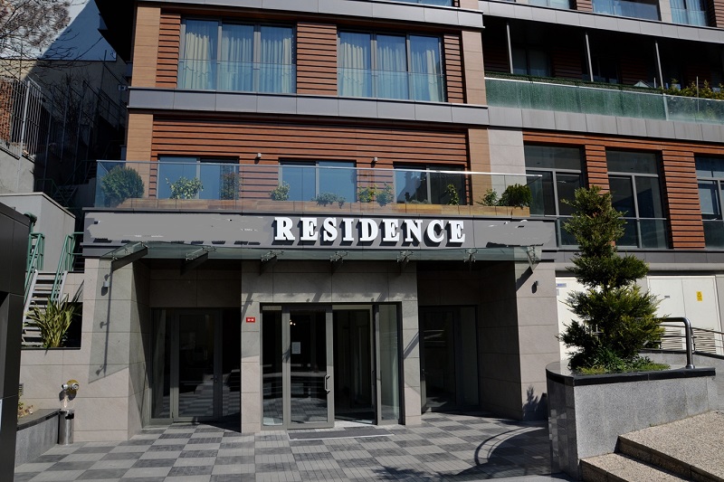 City Centre Apartment - Taksim Istanbul - Secure entrance