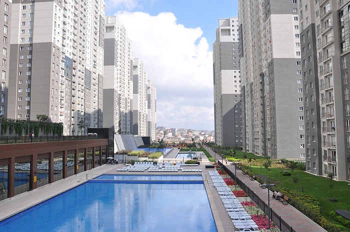 Bargain Modern Apartment In Istanbul - Several swimming pools