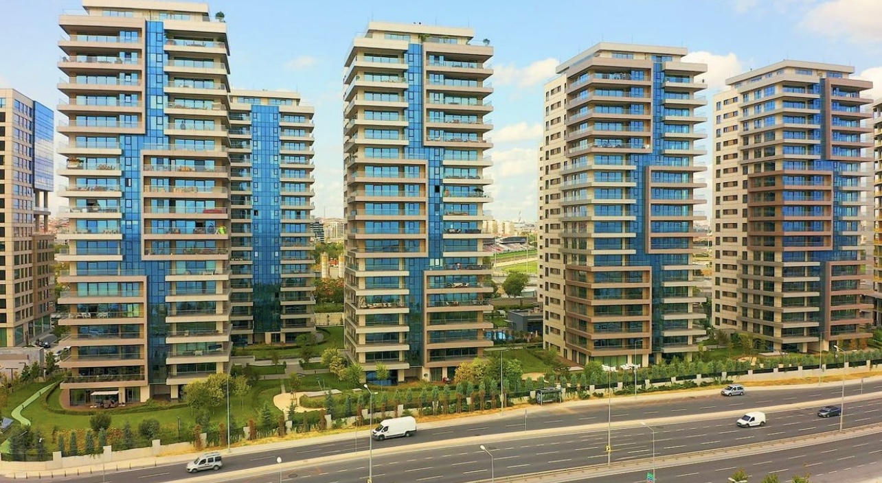 Sea Front Istanbul Apartments - Turnkey - Modern Complex