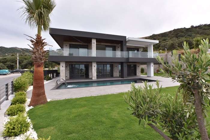 Luxury Sea View Yalikavak Villa - Large private landscaped gardens