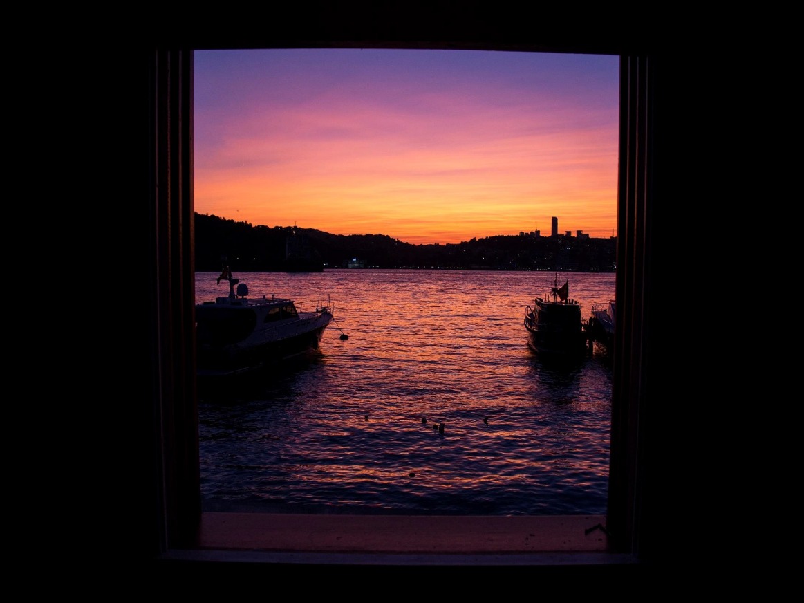 Asian Istanbul Bosphorus Mansion - Evening Bosphorus views