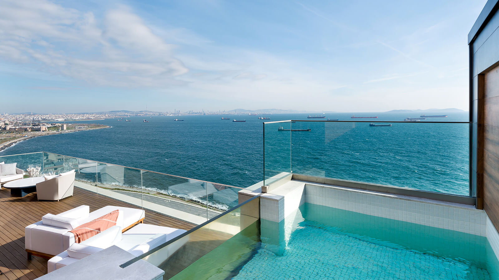 Prestigious Istanbul Sea Front Apartments - Bosphorus Views