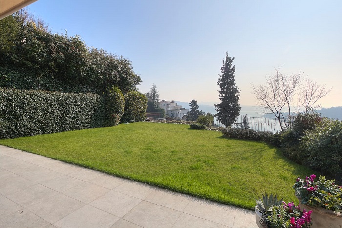 Prestigious Istanbul Apartment - Bebek - Ground floor garden apartment