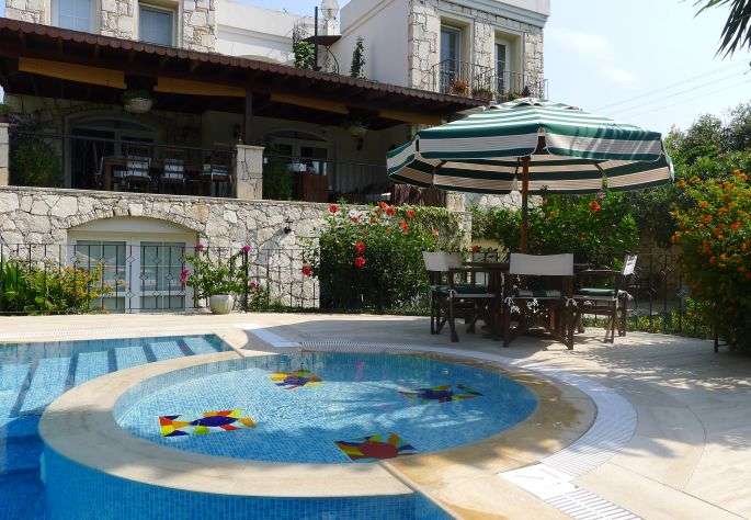New Traditional Yalikavak Villa - Children's pool