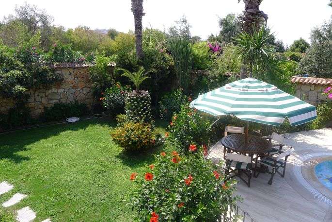 New Traditional Yalikavak Villa - Vast and beautiful gardens