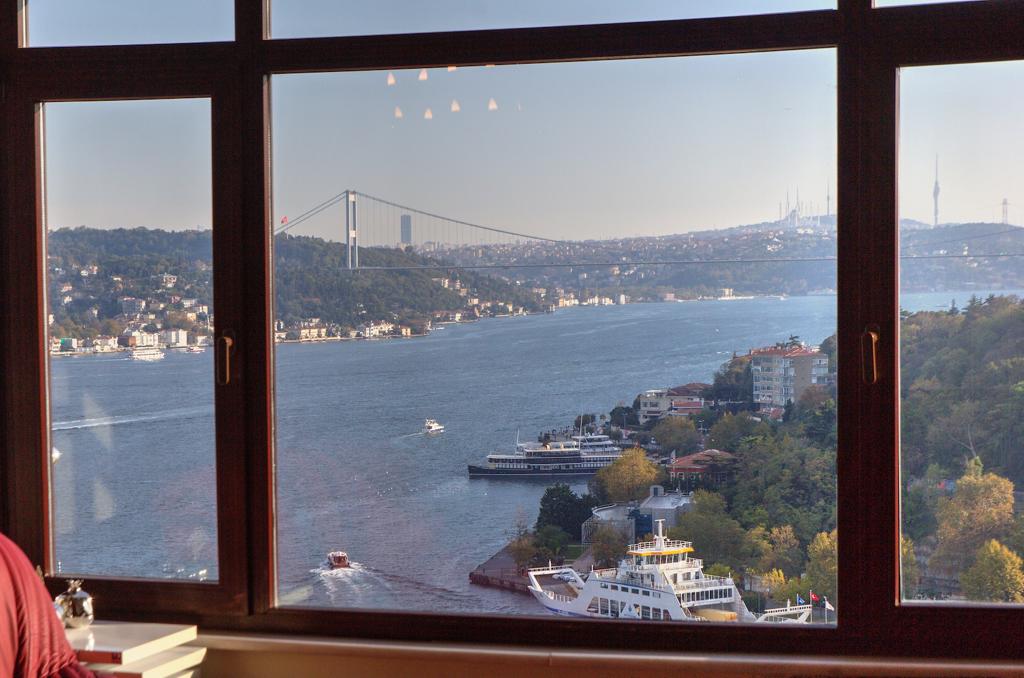 Marina View Prestigious Istanbul Apartment - Lounge views