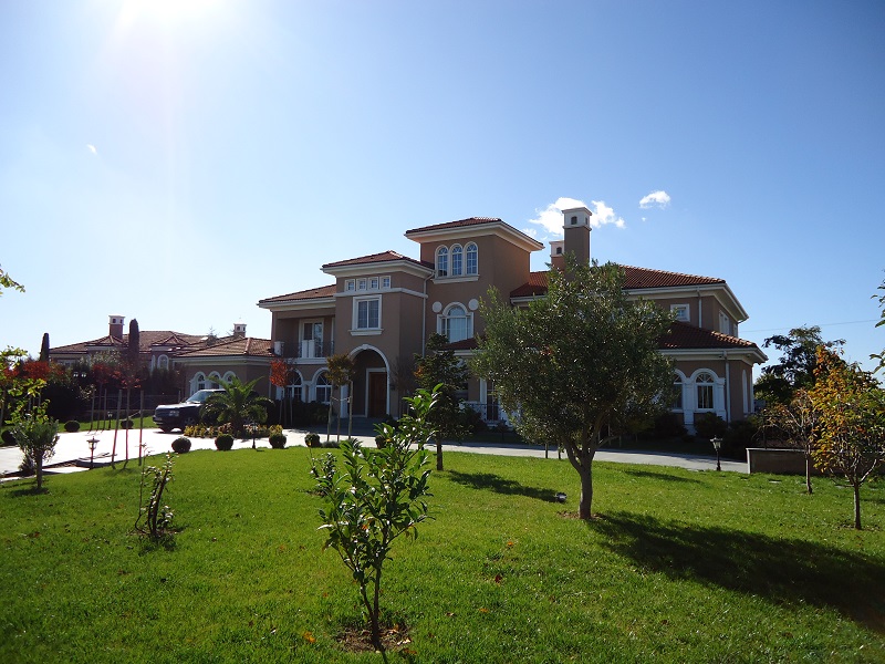 Istanbul Mansion - Private Spa Facilities - Ample space for a private pool