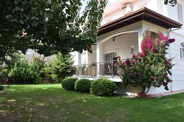 Stunning Fethiye Town Luxury Villa - Lush landscaped gardens