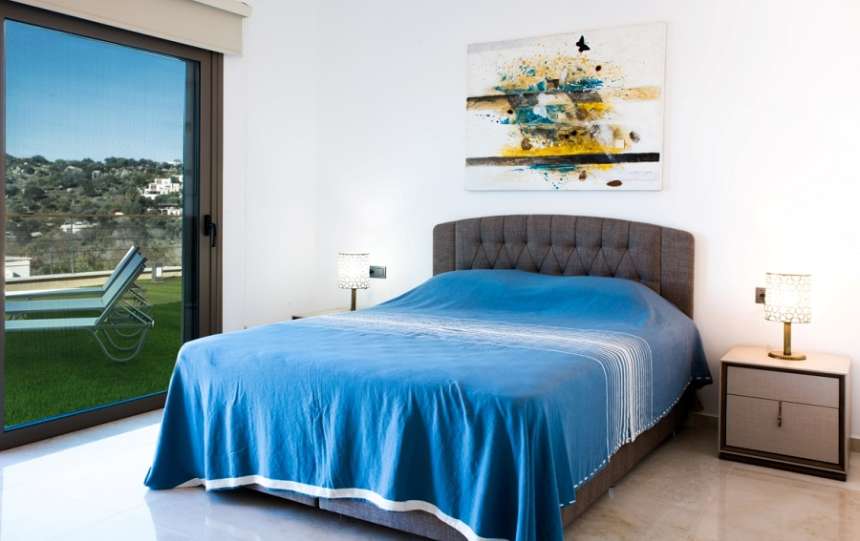 Sea View Contemporary Yalikavak Villas - Bedrooms with garden access