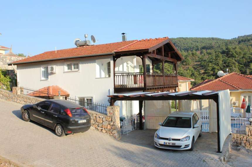 Affordable 3-Bed Uzumlu Villa - Detached villa with private parking