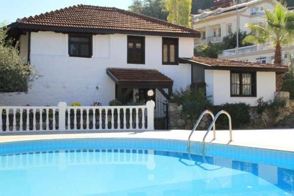 Traditional 3-Bed Villa - Hisaronu - Large shared pool