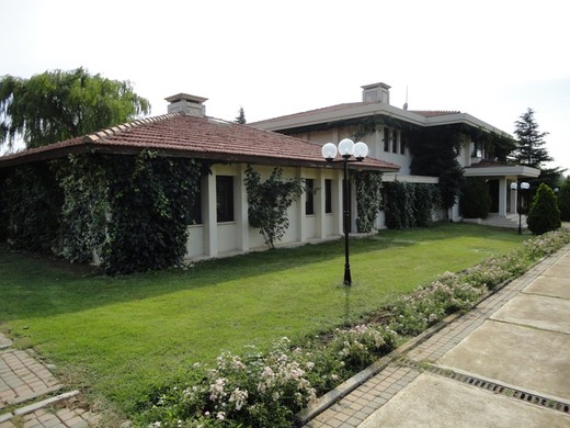 Istanbul farmhouse in Silivri - Exterior