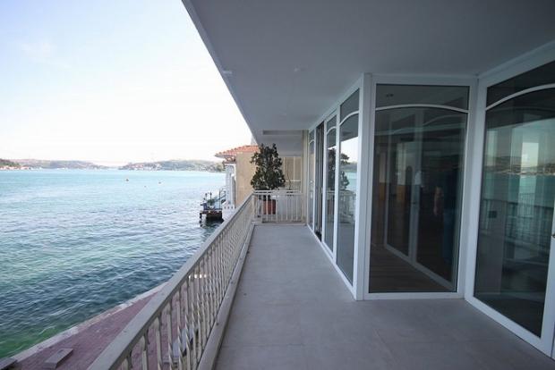 Yenikoy Bosphorus view apartments - balcony view