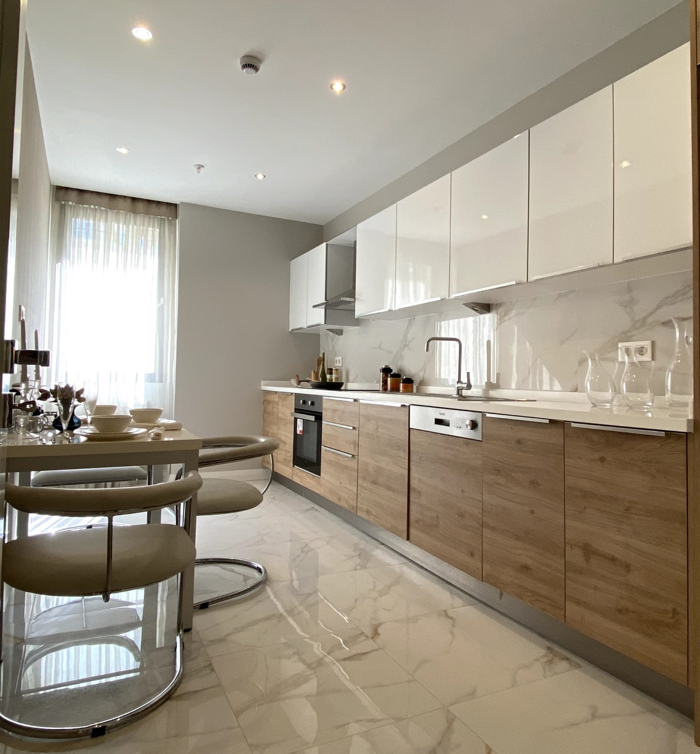Lake-View Apartments - Istanbul - Fully fitted stylish kitchen