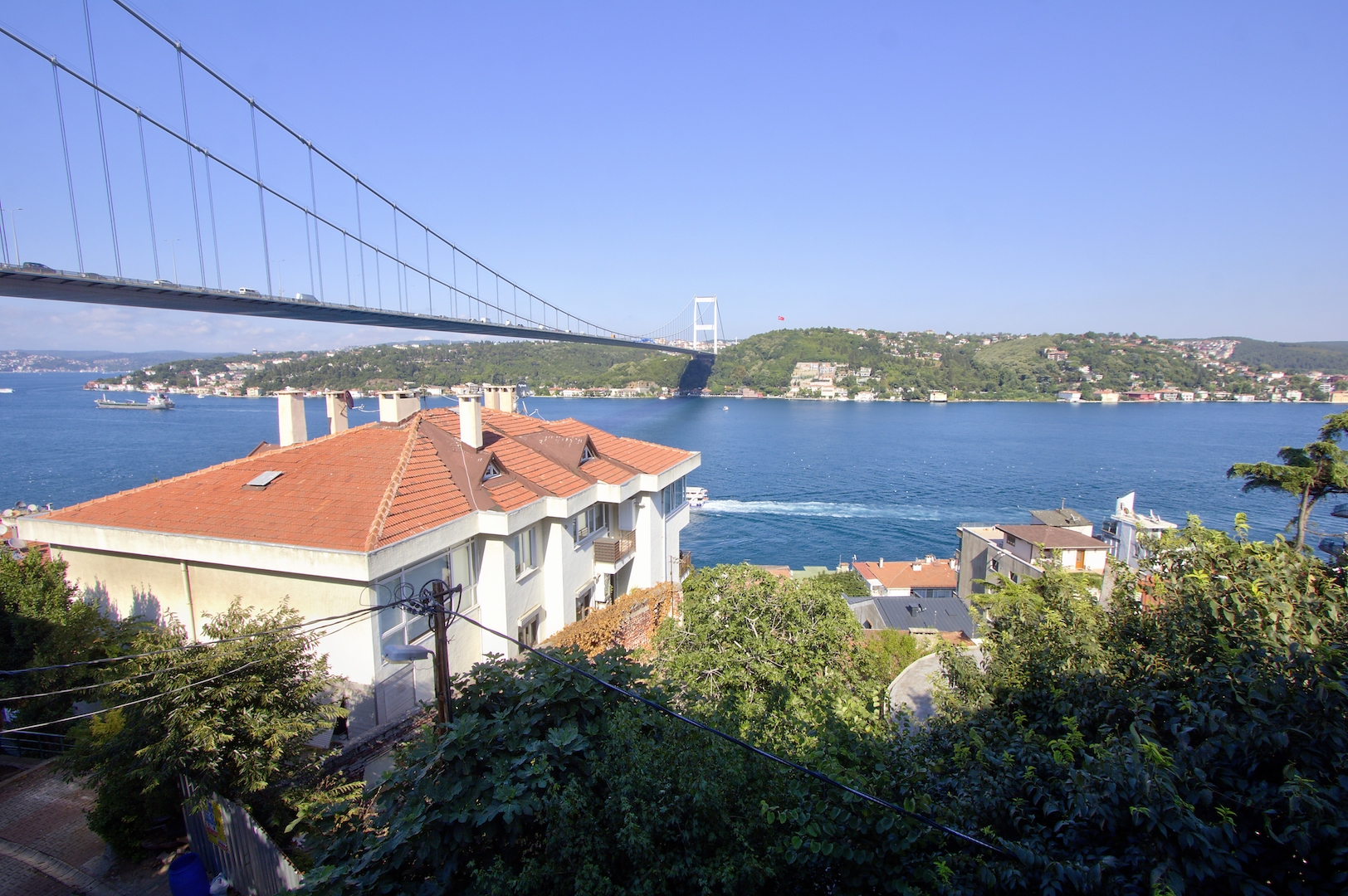 Istanbul Ottoman Bosphorus View Villa - Sea, bridge and nature views