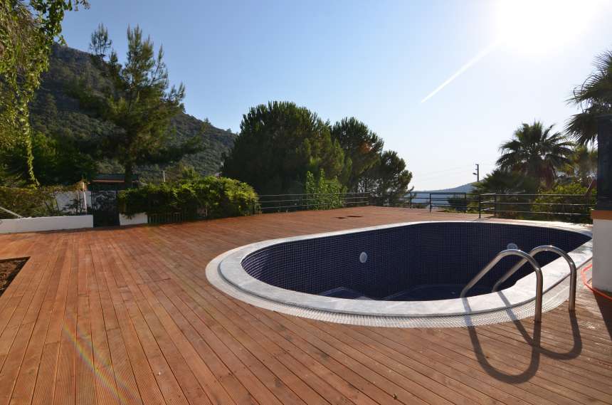 New Luxury 4-Bed Ovacik Villa - Outdoor pool