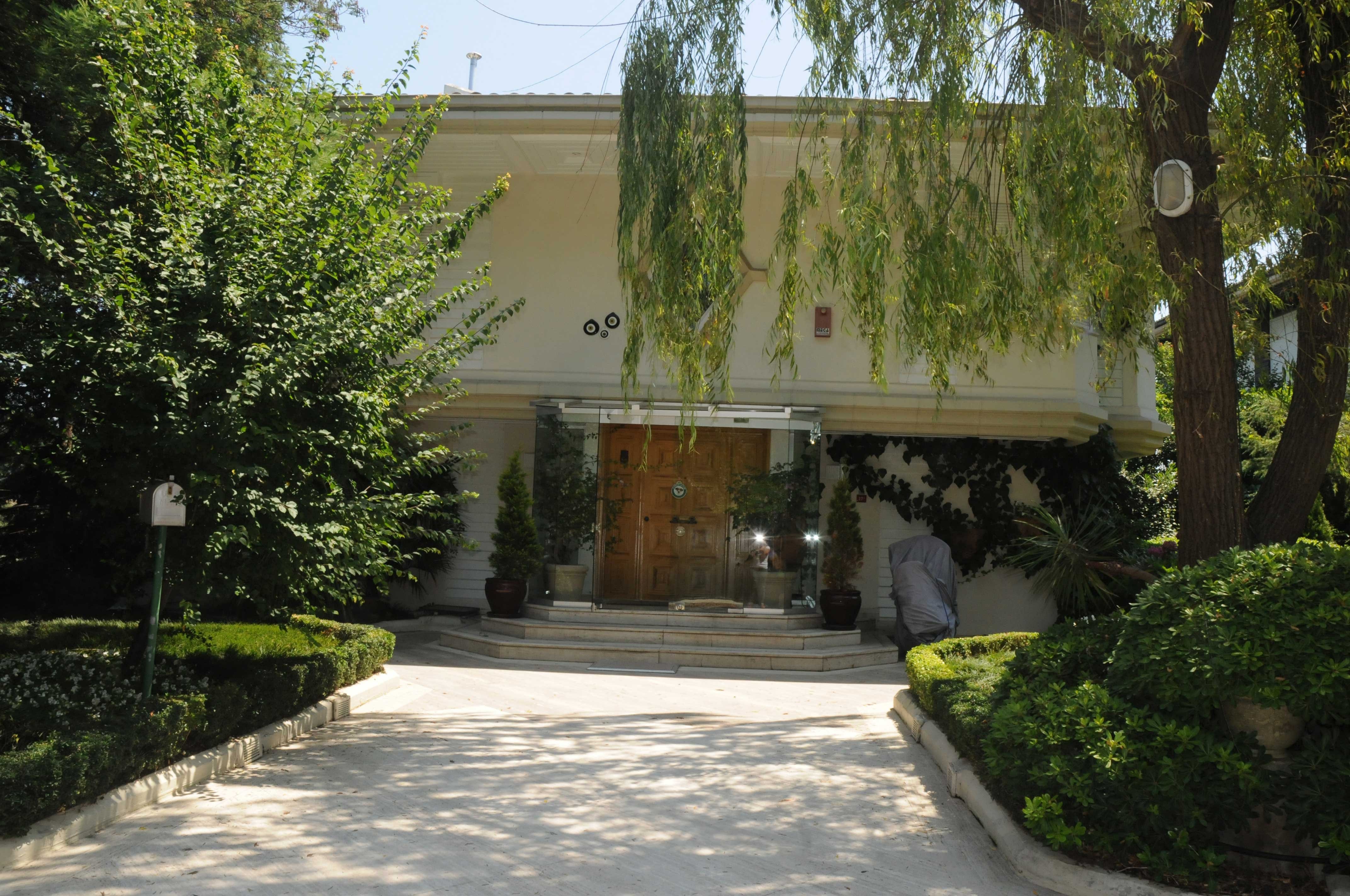 	 Bosphorus view villa Ulas, Besiktas -Front view